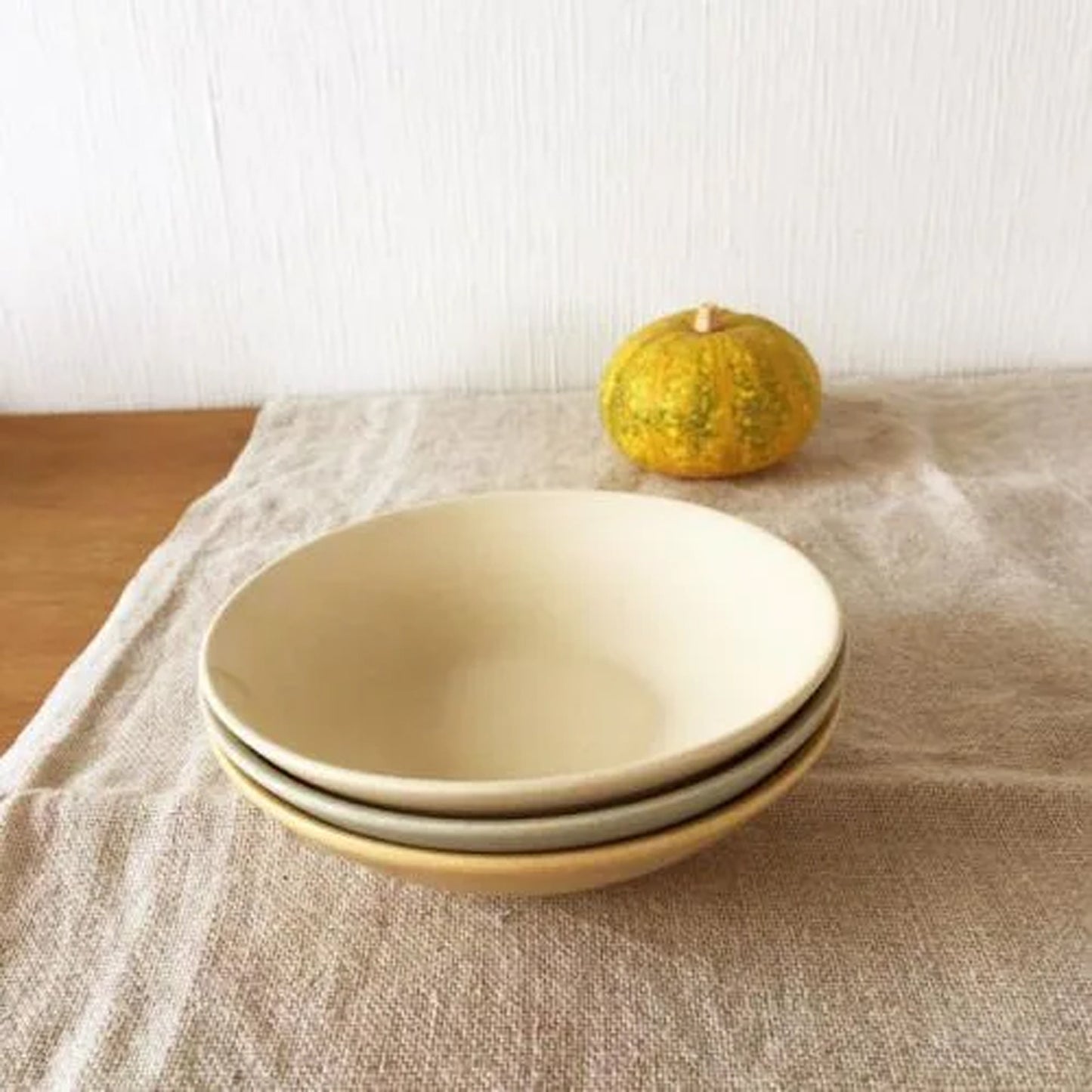 Peren salad bowl