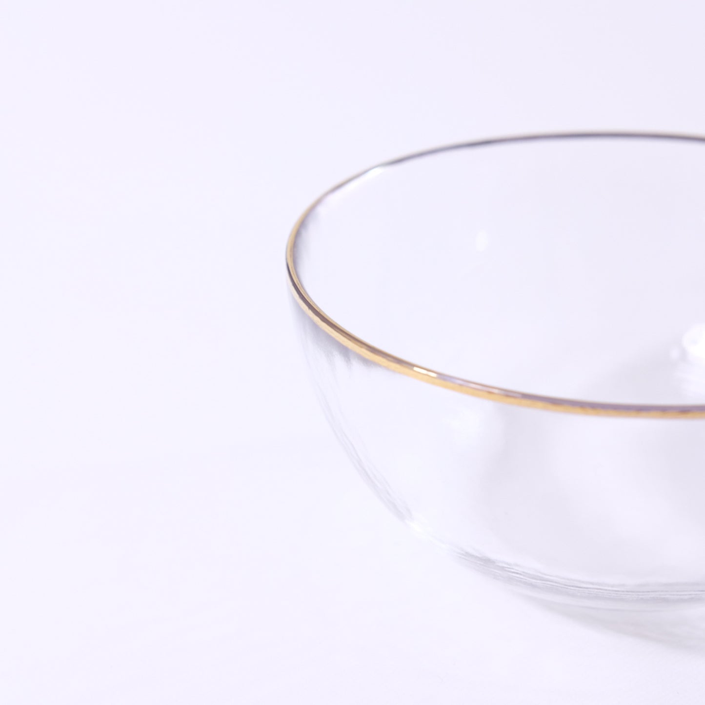 Gold-wrapped glass salad bowl 120 GOLD