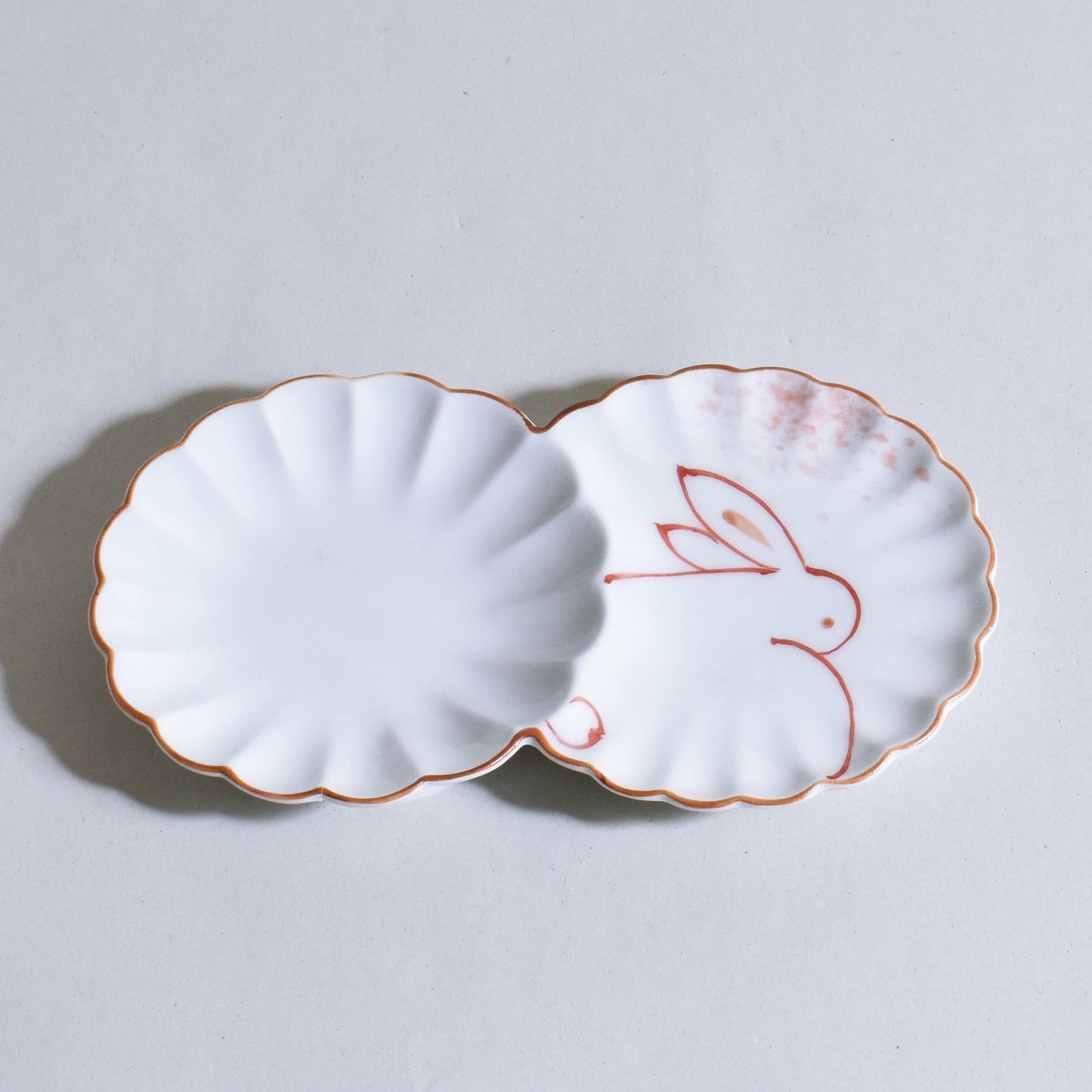 Rabbit and Chrysanthemum Plate