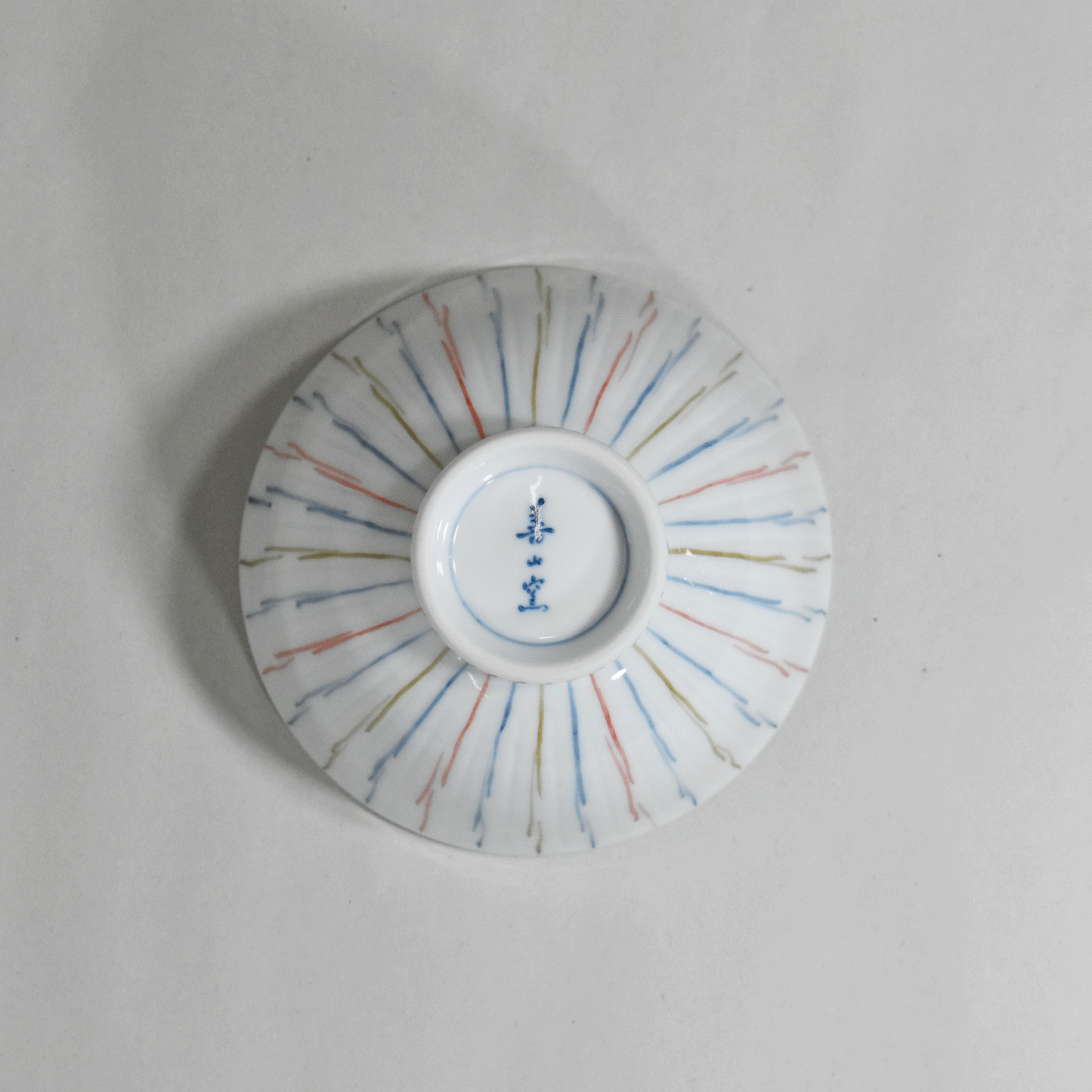 Three-color Tokusa Rabbit Lightweight Rice Bowl