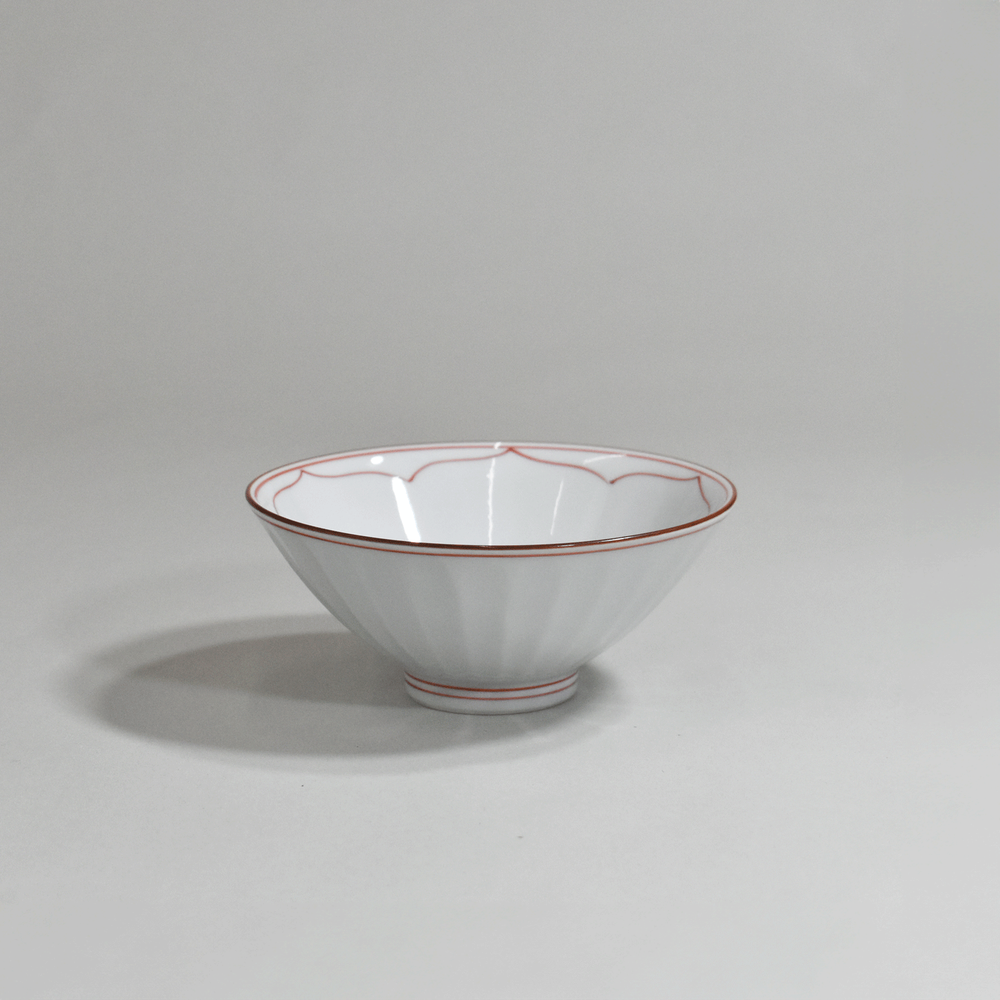 Rinkamon Chrysanthemum Carved Rice Bowl