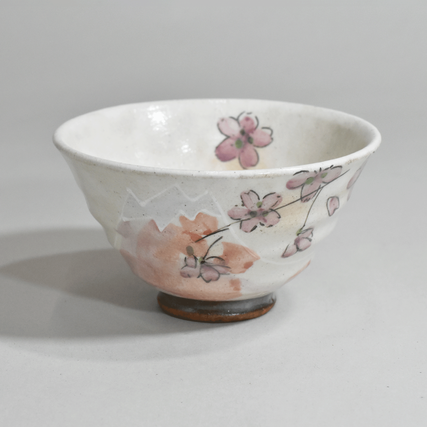 Fuji Sakura rice bowl with powdered porcelain