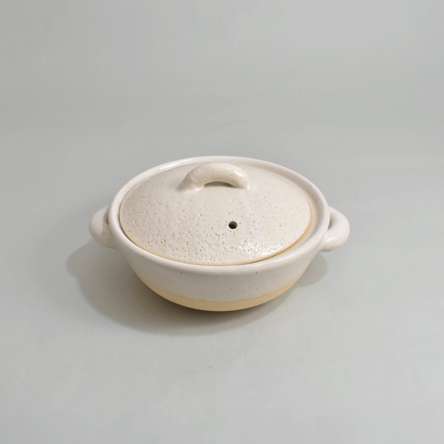Iga clay pot No. 6 white
