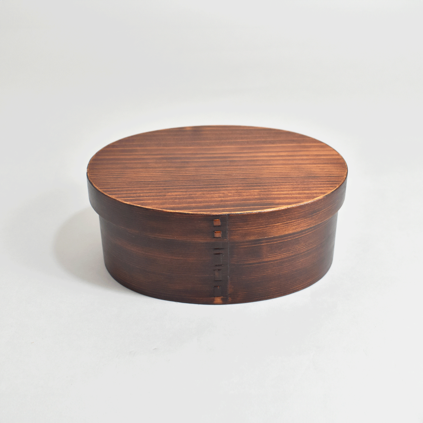 Cedar oval one-tier lunch box with lacquer