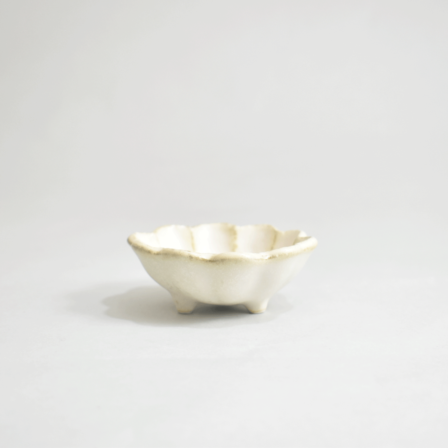 Rinka 8 bowls Shiraneri