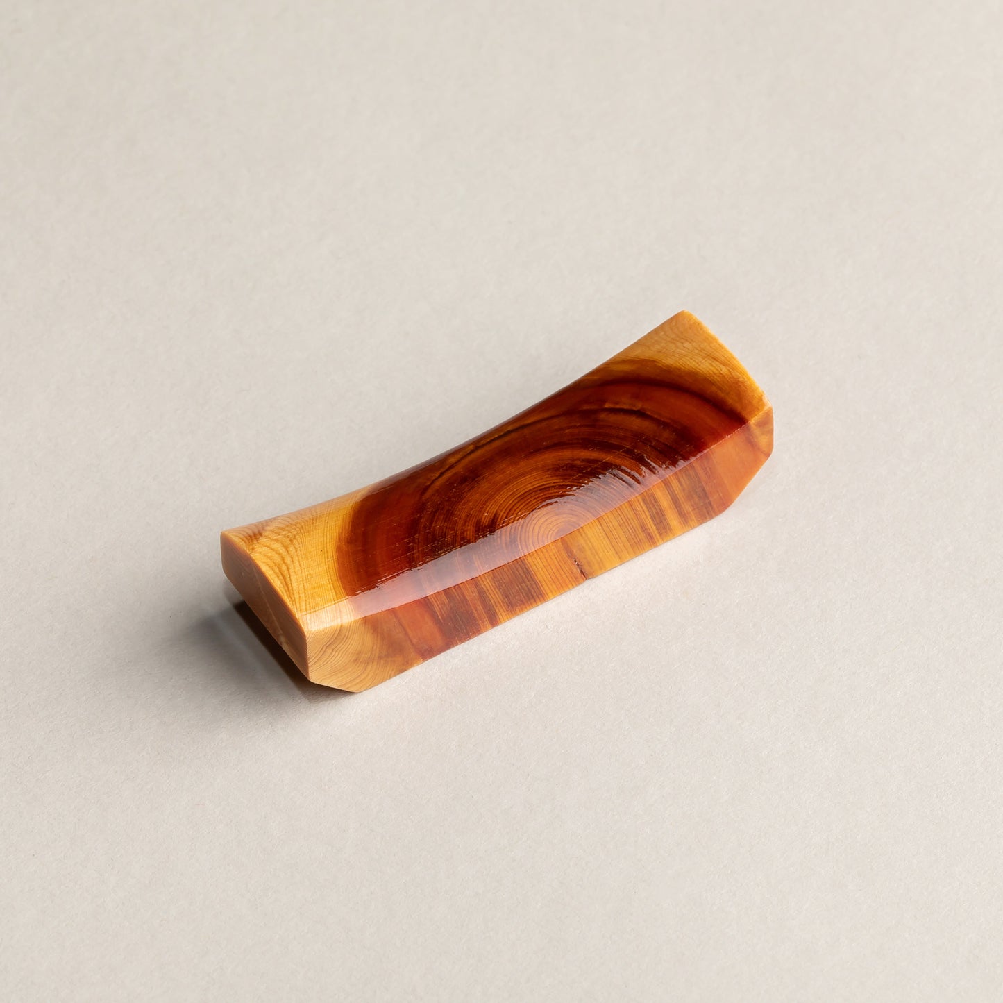 Kiso Hinoki Red Knot Chopstick Rest
