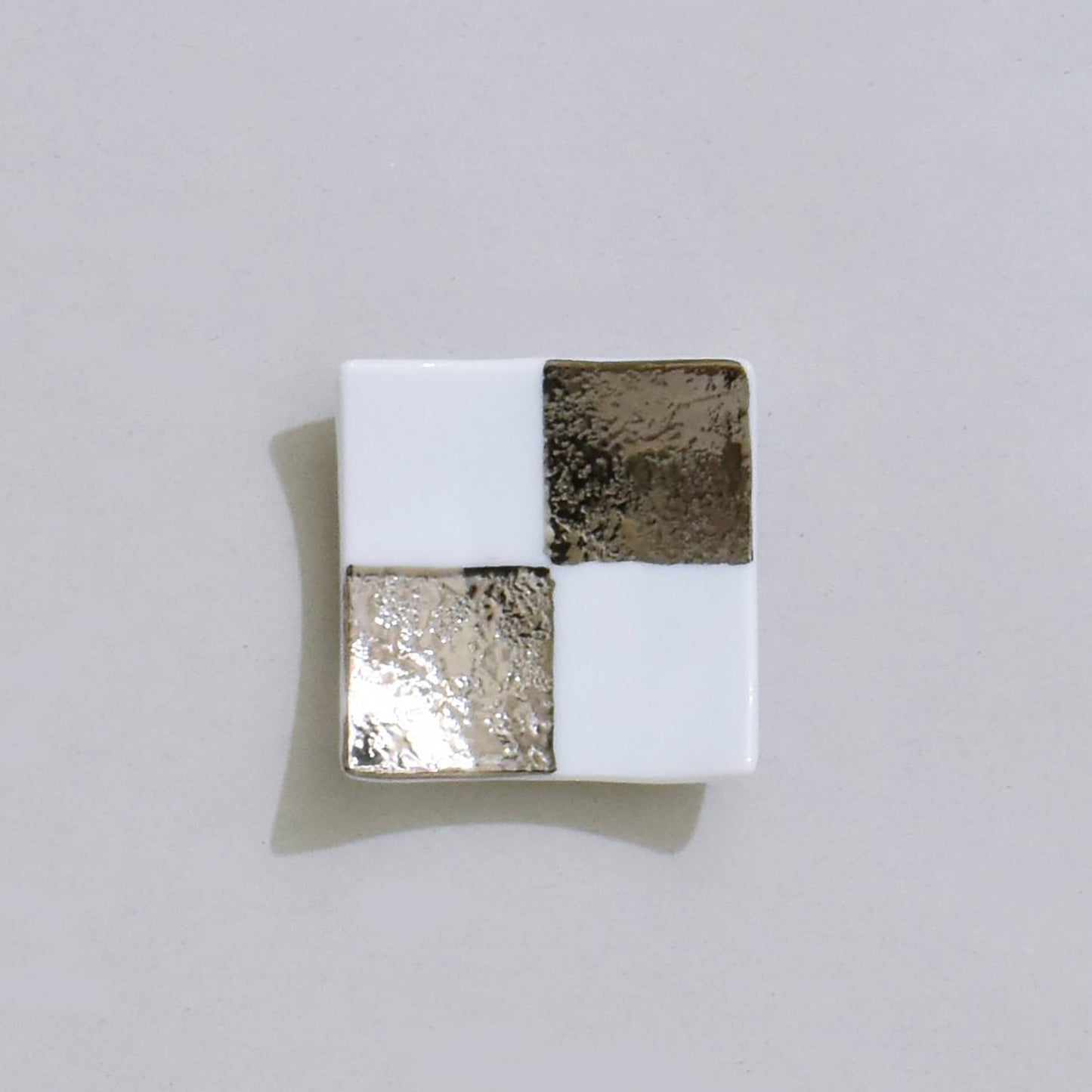Checkered square small plate (silver)