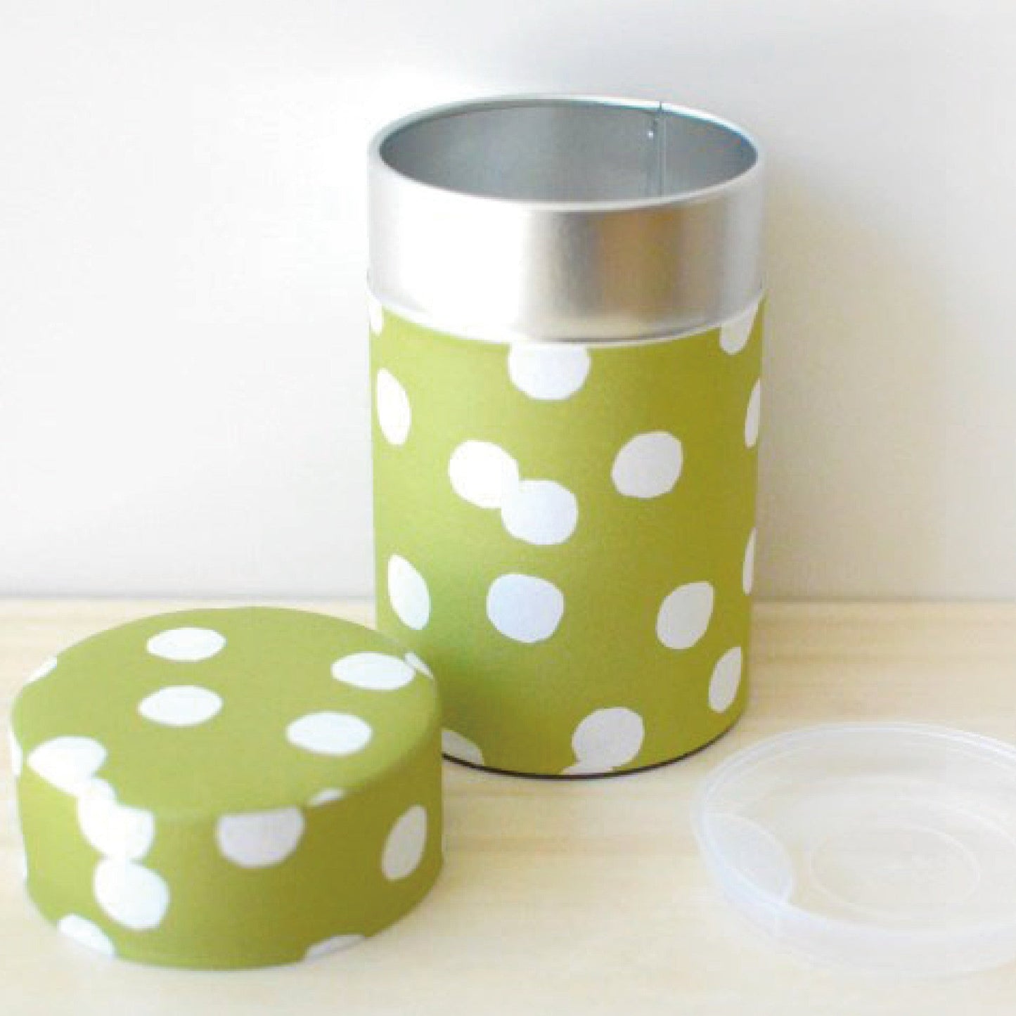 Small tea canister