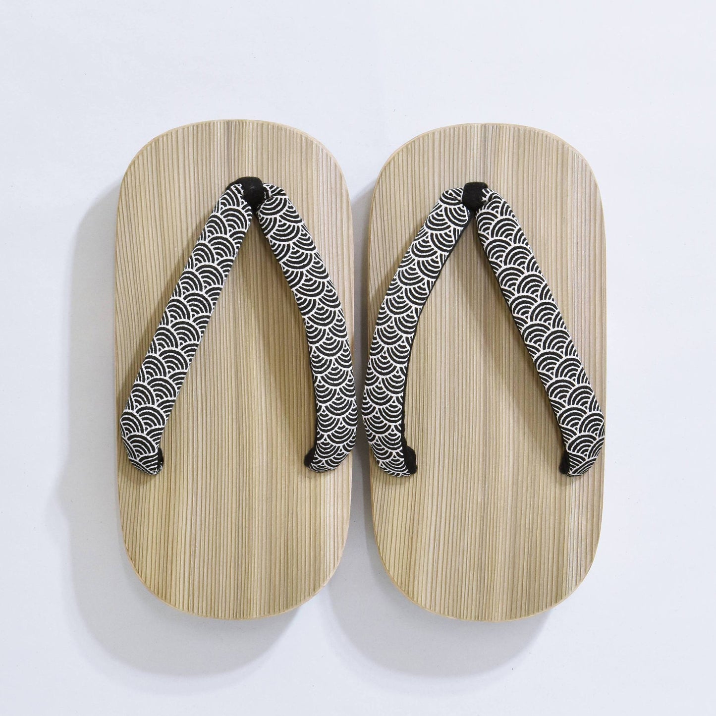 Kiso Nezuko Geta (Japanese Clogs) for Men (Round)