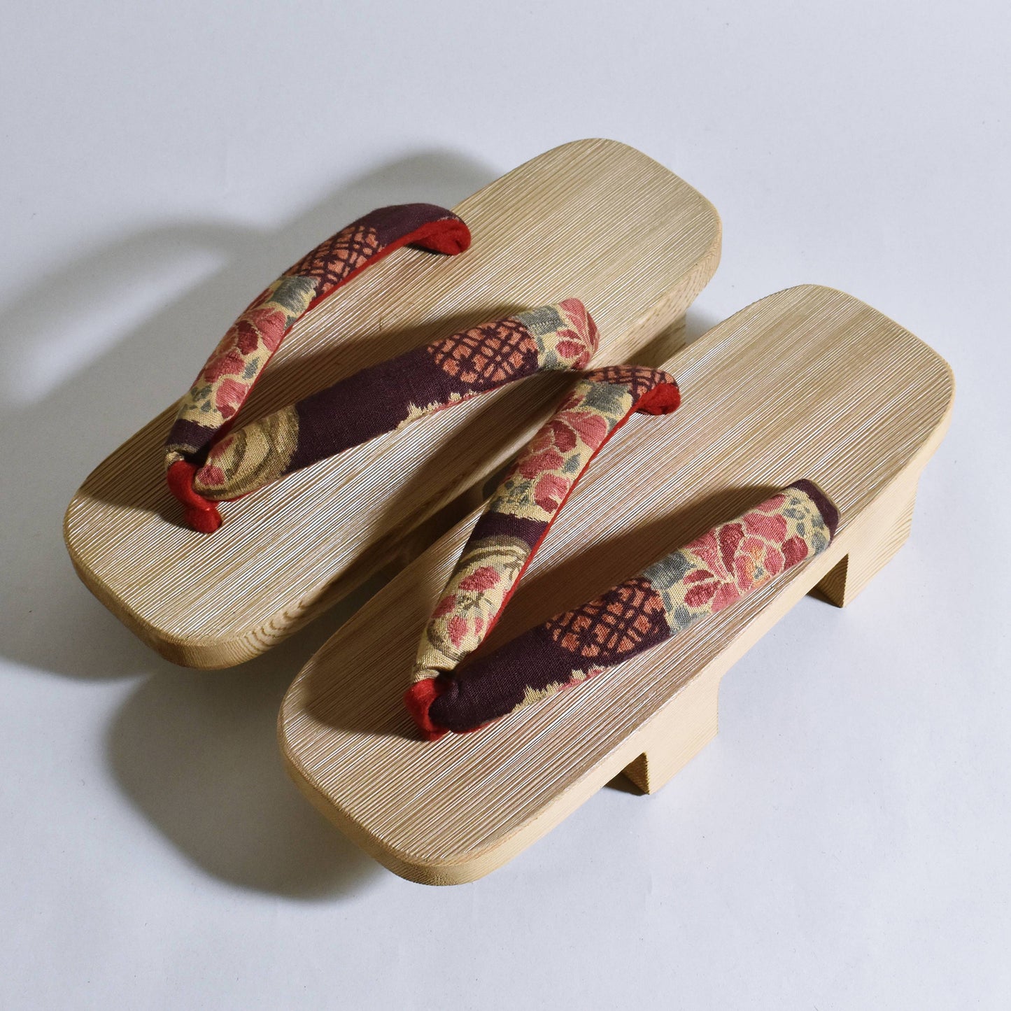 Kiso Nezuko Geta for Women, Yoshimachi