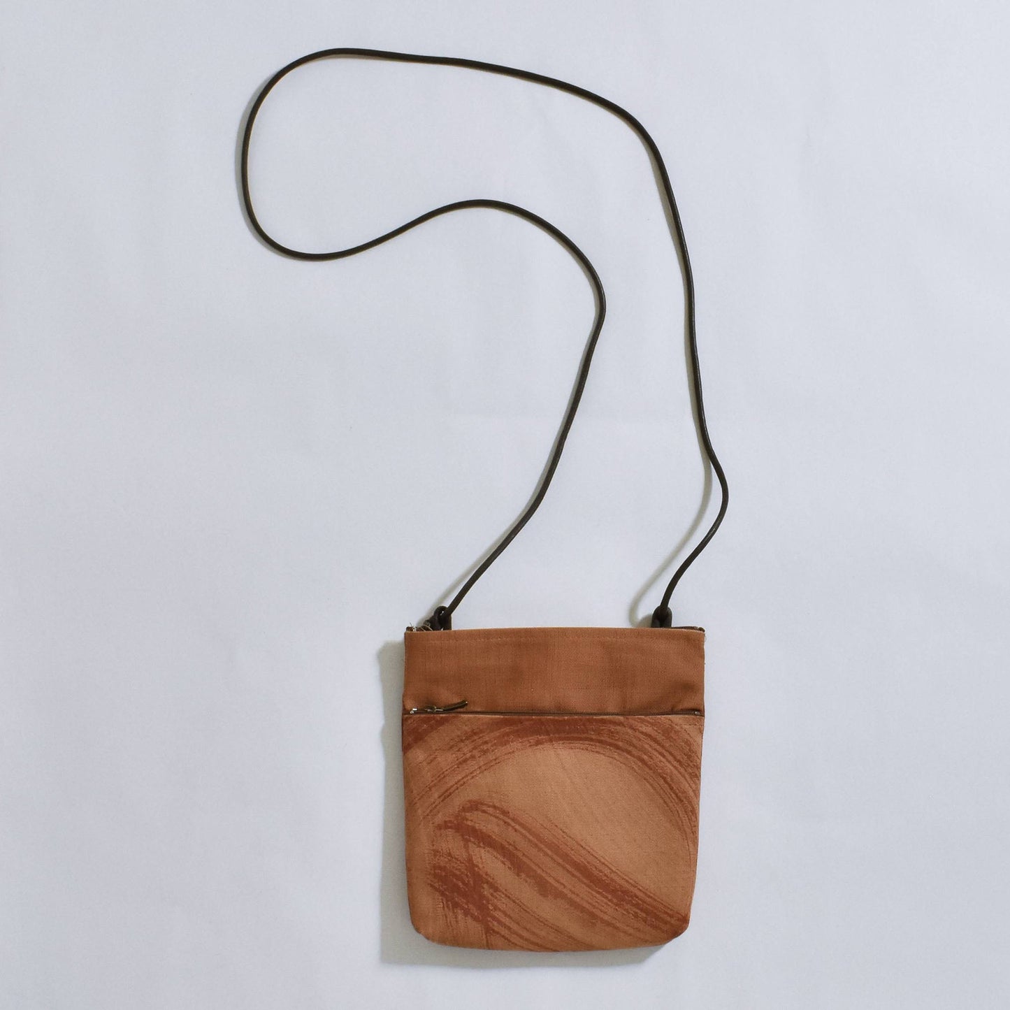 Persimmon dyeing 2F pochette
