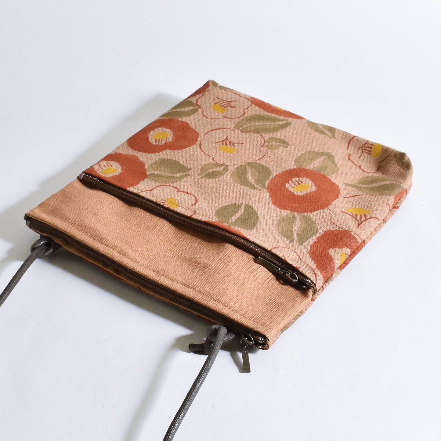 Persimmon dyeing 2F pochette