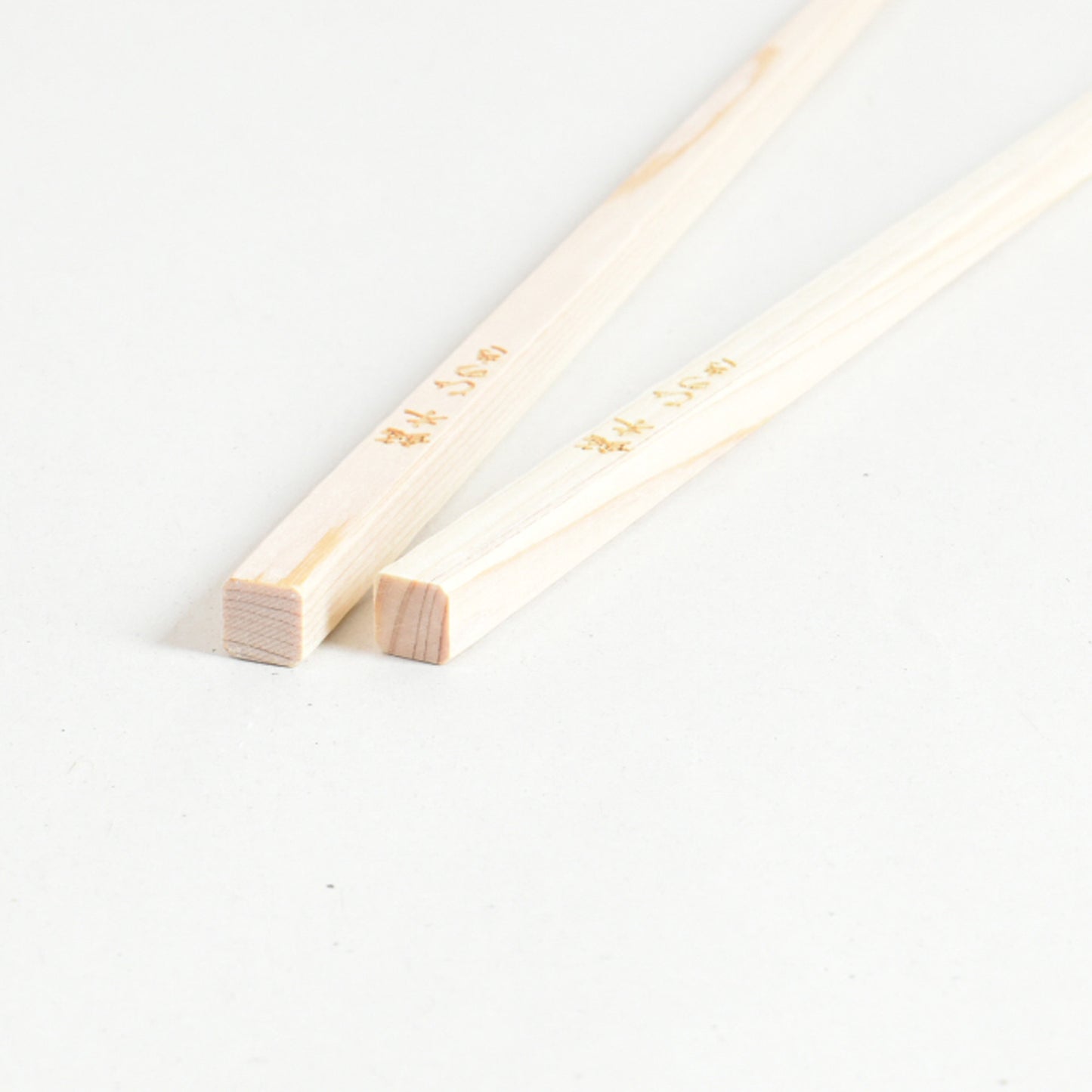 Set of 5 chopsticks made from precious cypress wood, plain wood