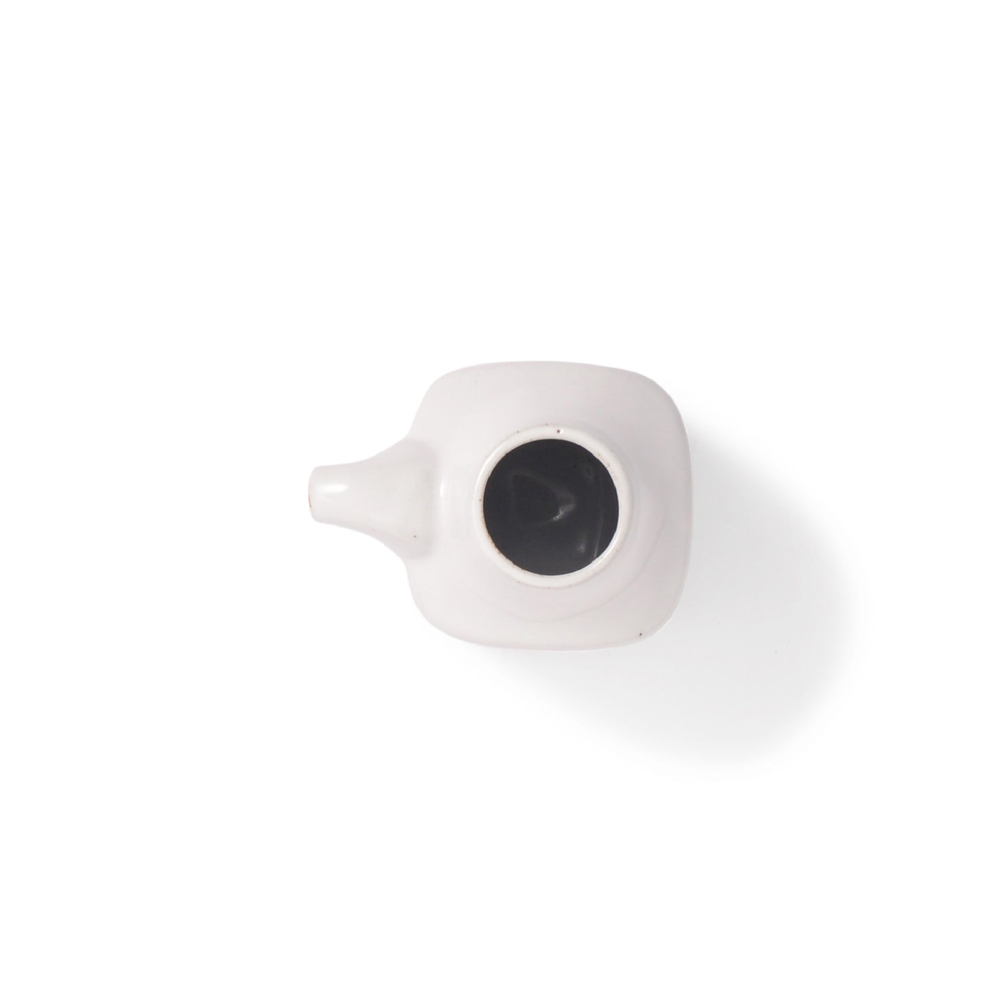 Cheminee soy sauce dispenser