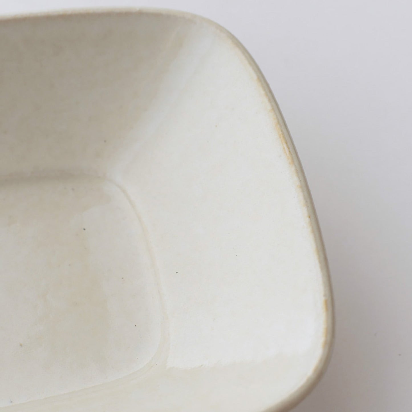 Essen Deep Plate L