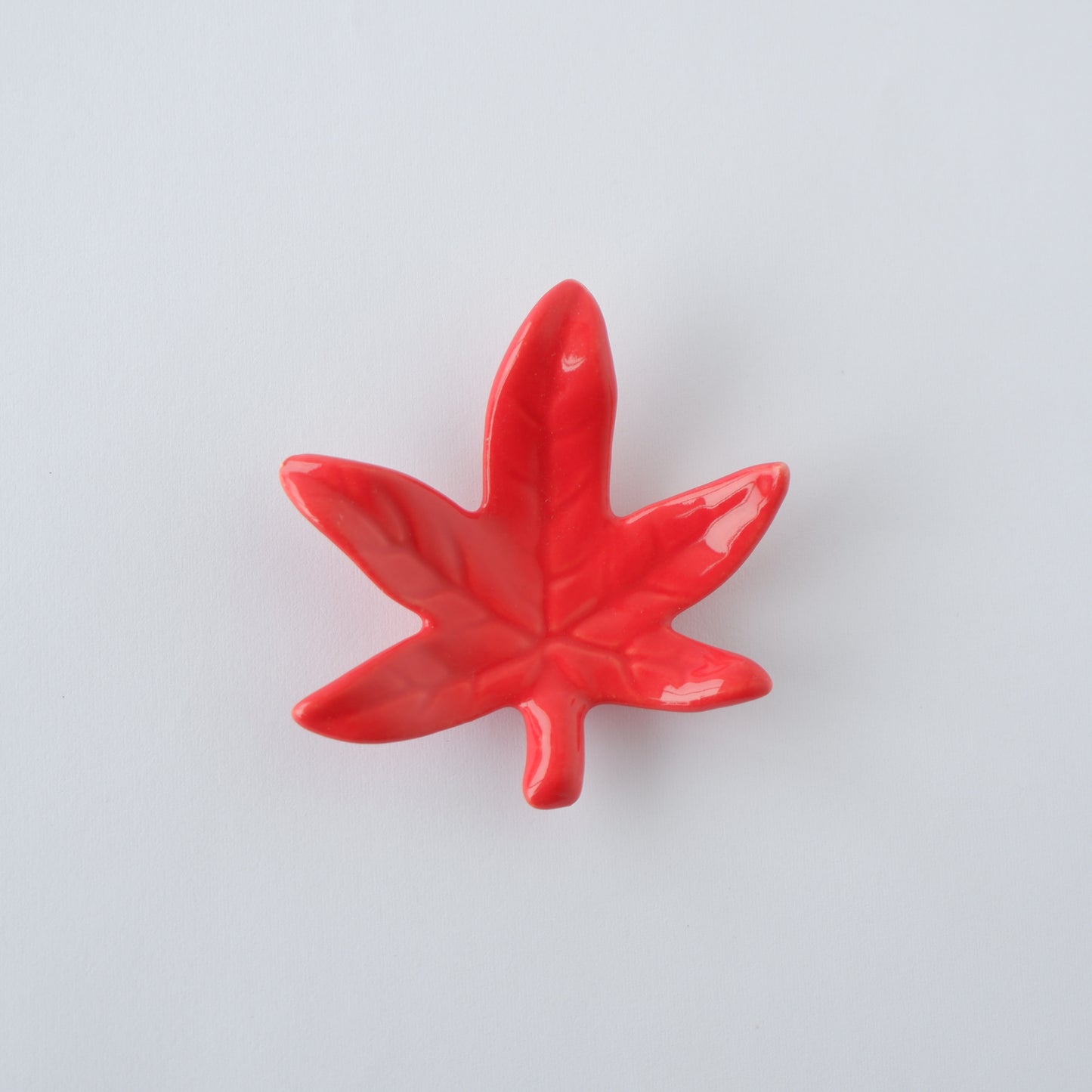 Chopstick rest maple red