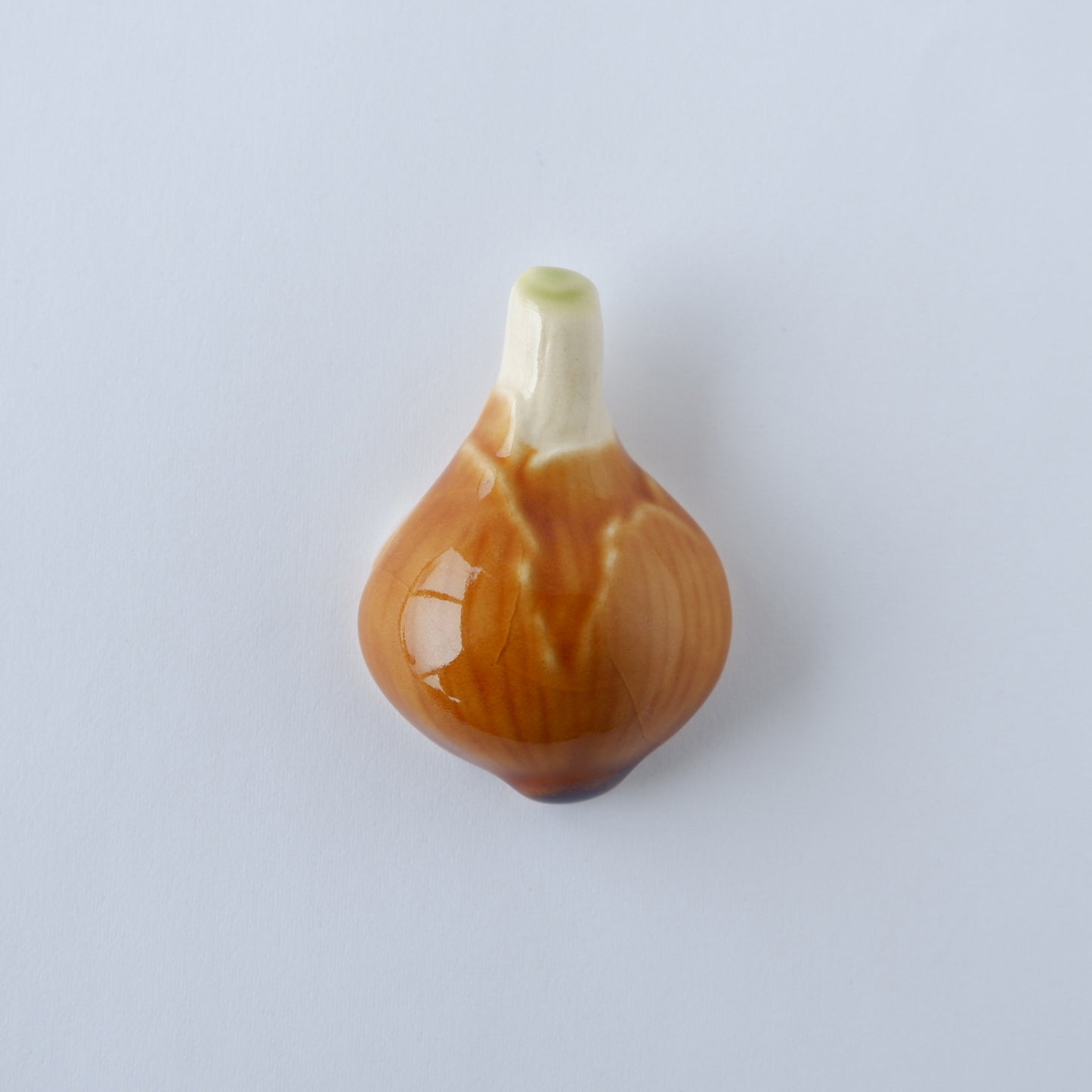 Chopstick rest, onion cut