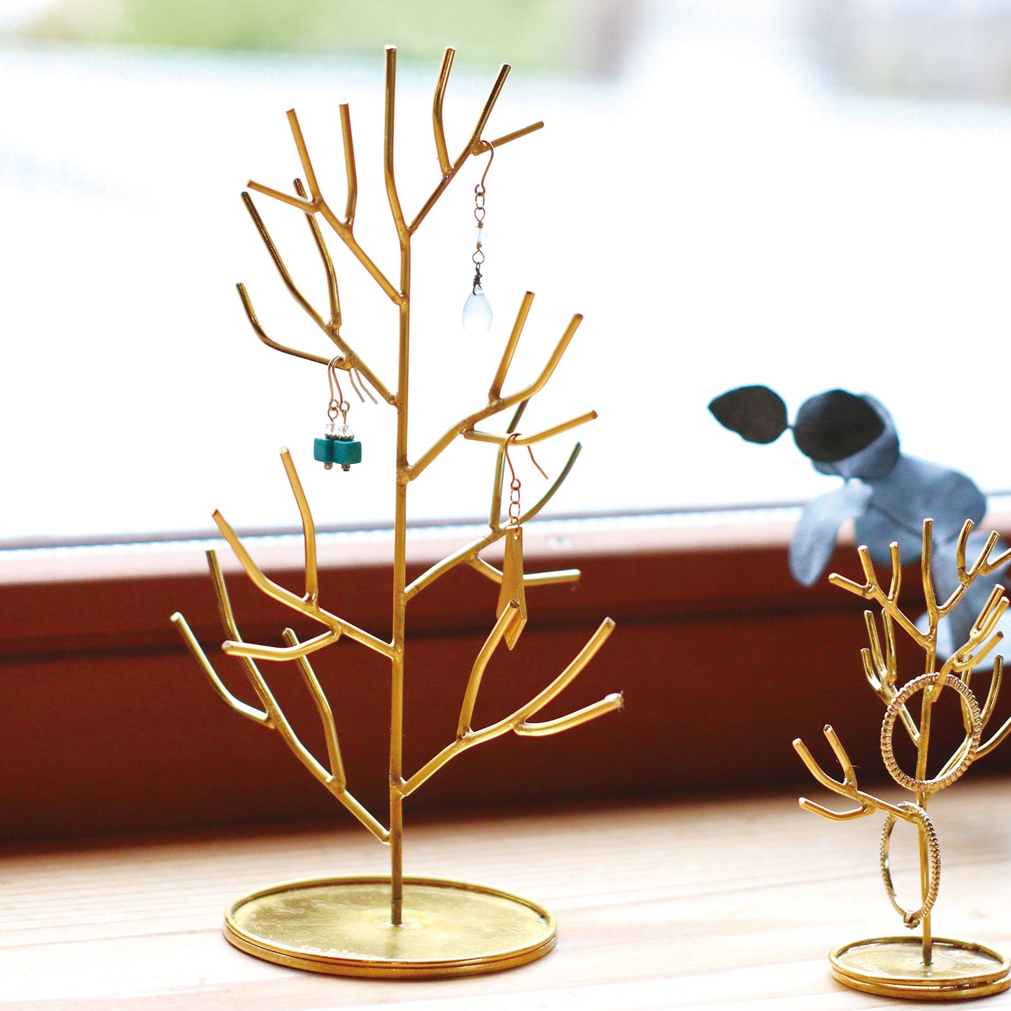 In Bloom Accessory Stand Tree L