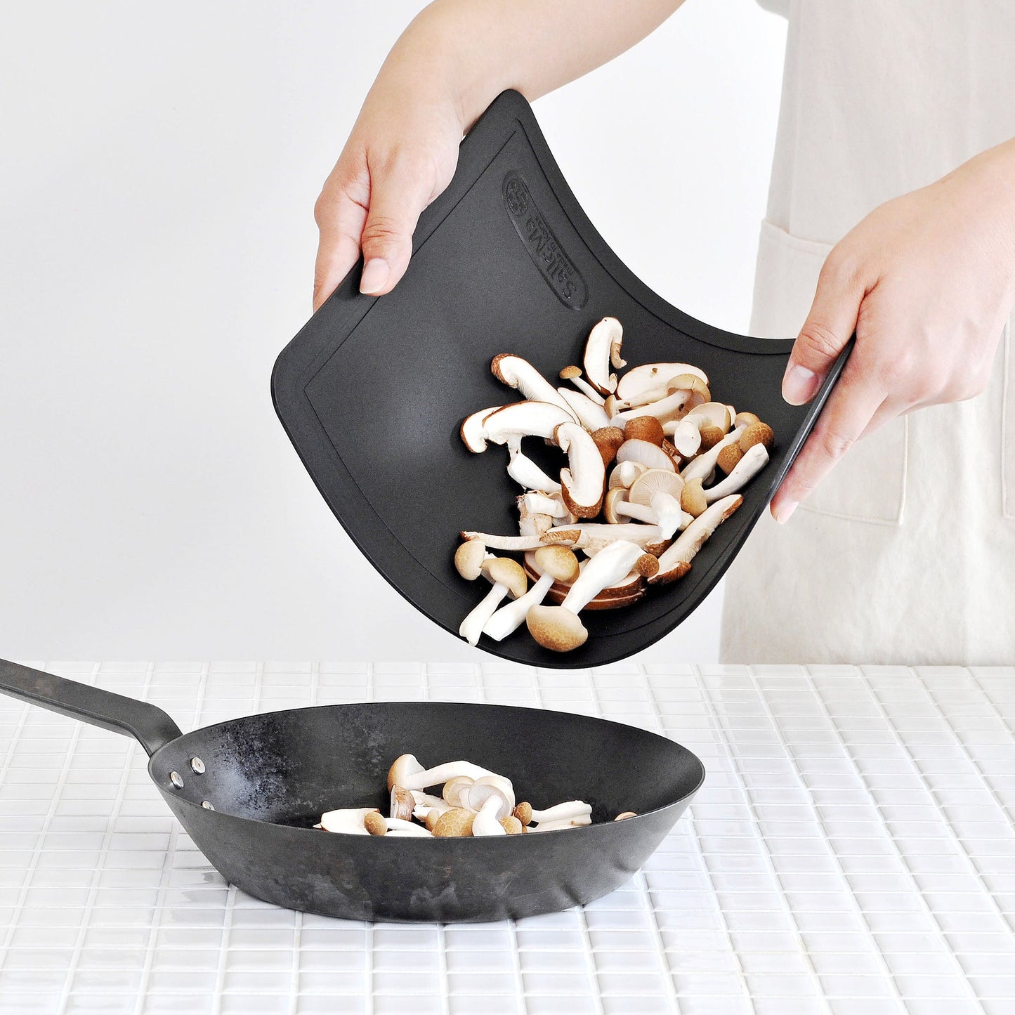 Cutting Board Handy Large