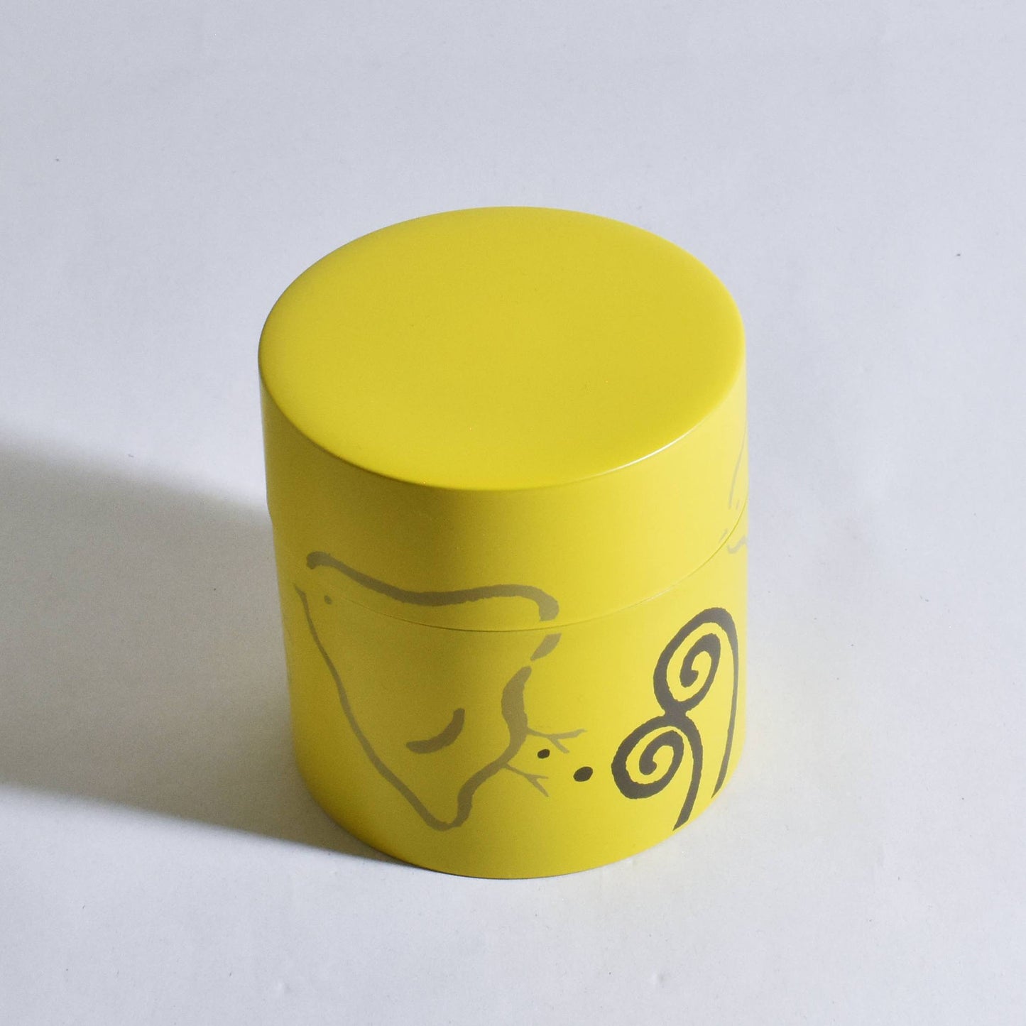 Tea canister, yellow and green