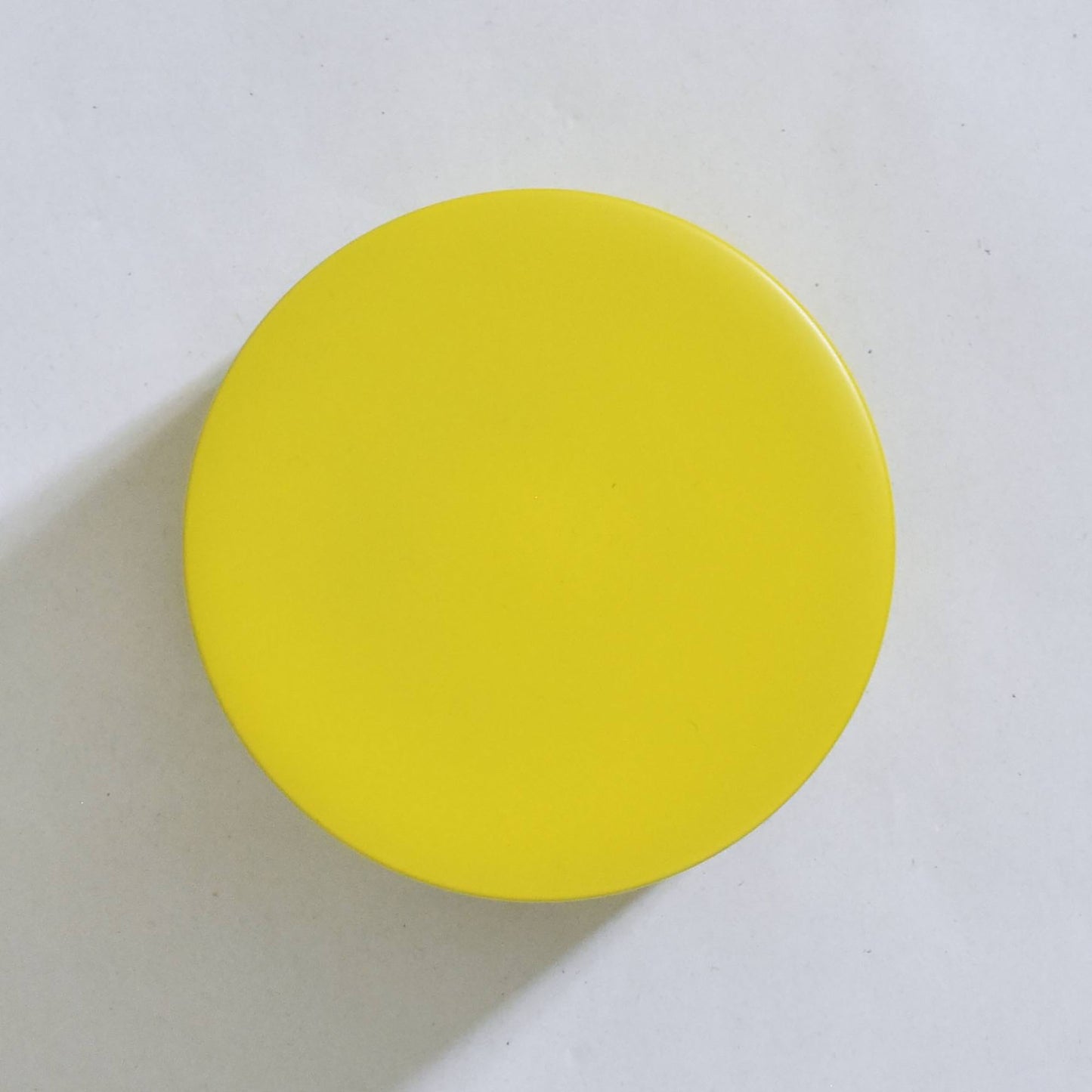 Tea canister, yellow and green