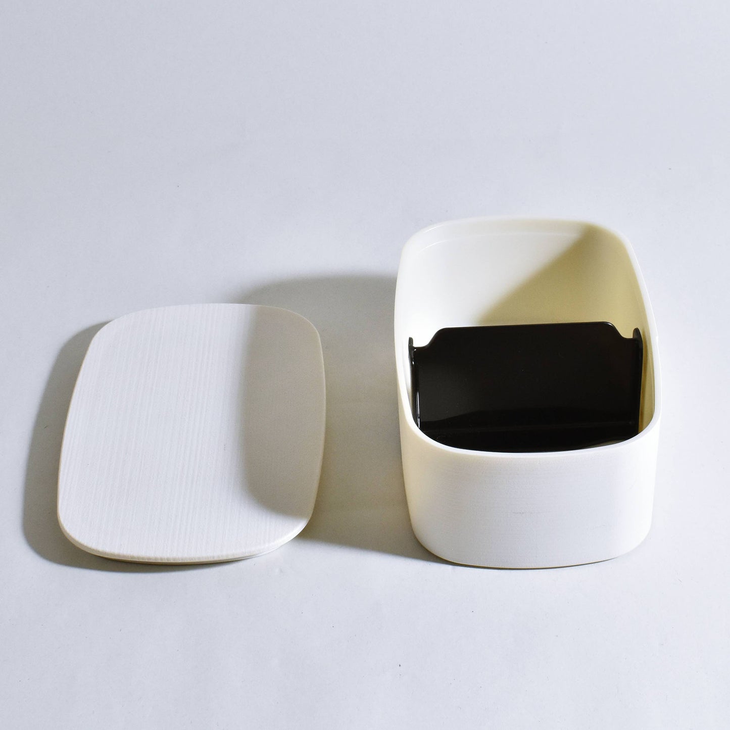 Monotone bento, one-tier, matte white