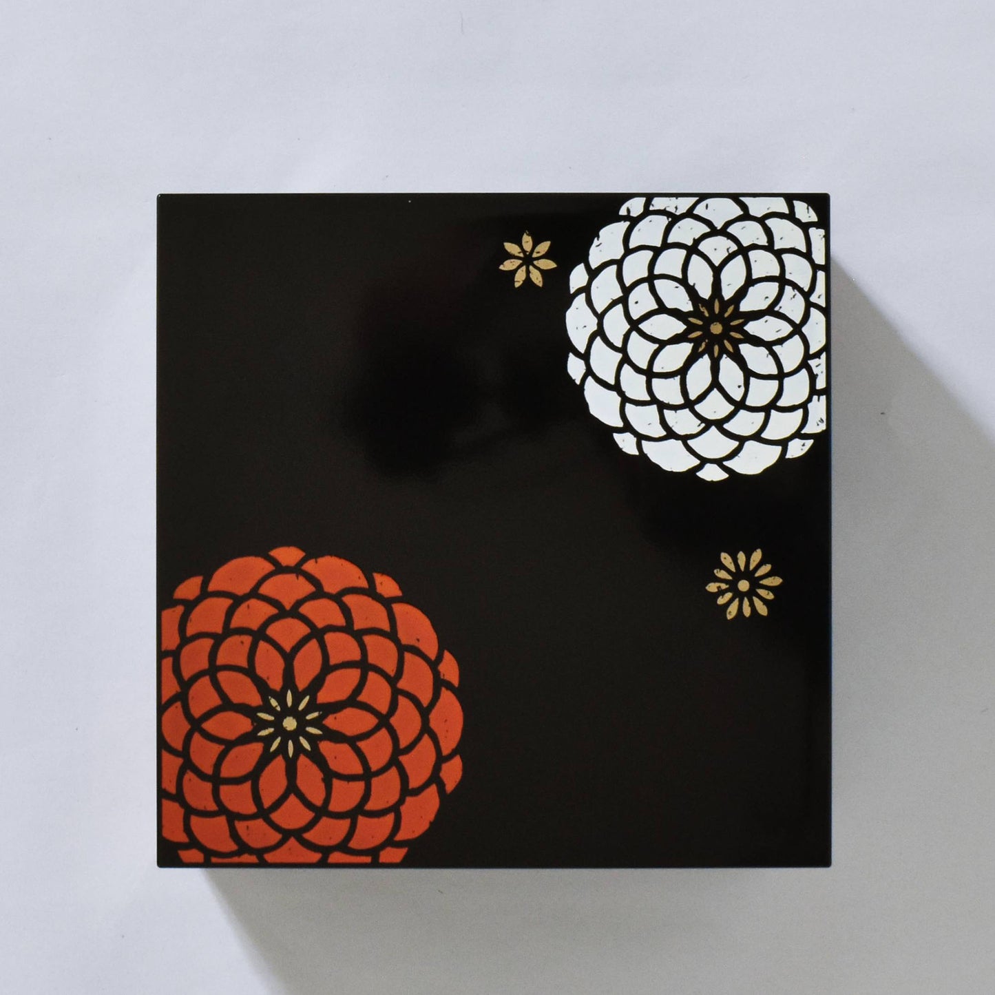 Square hors d'oeuvre box