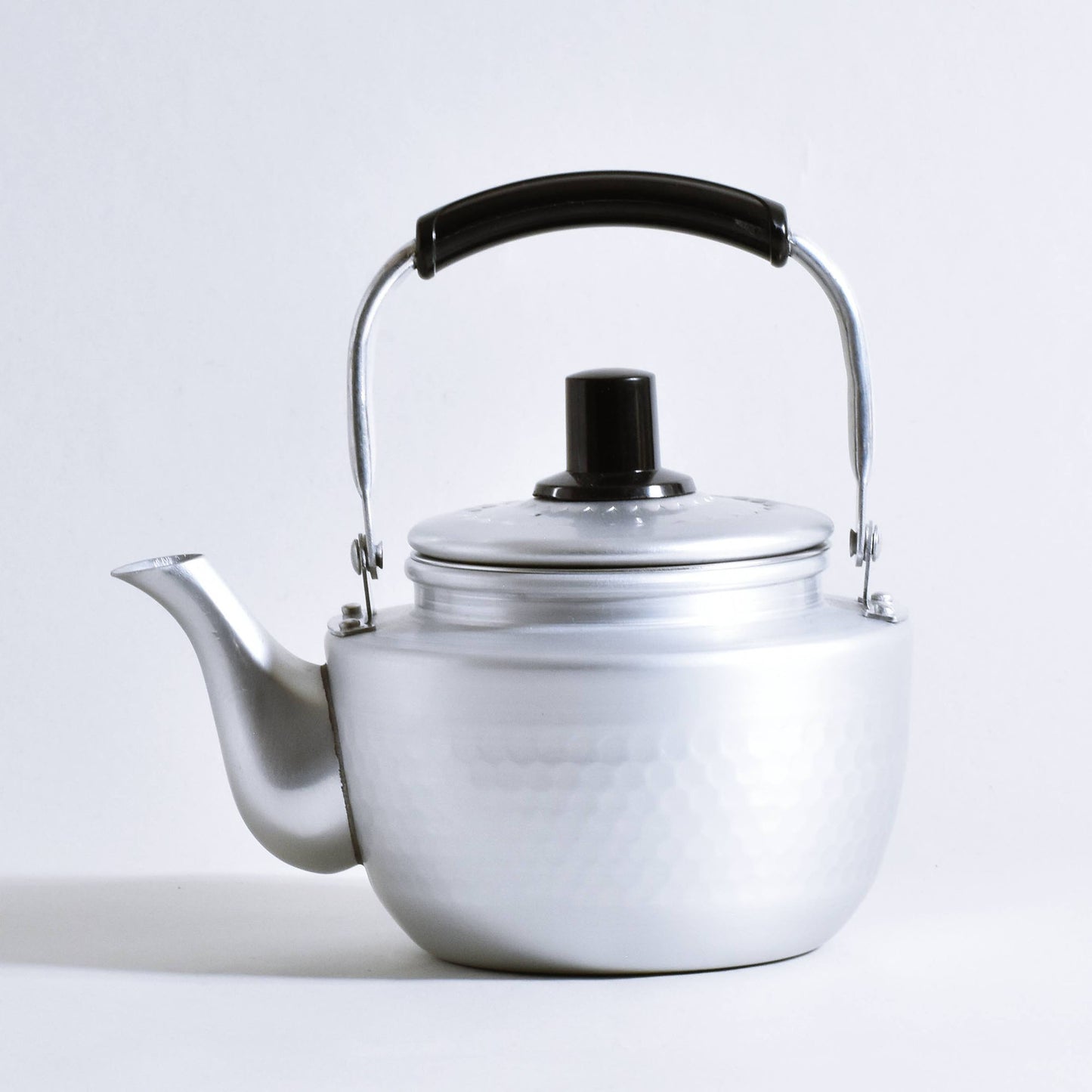 Hammered teapot No. 10