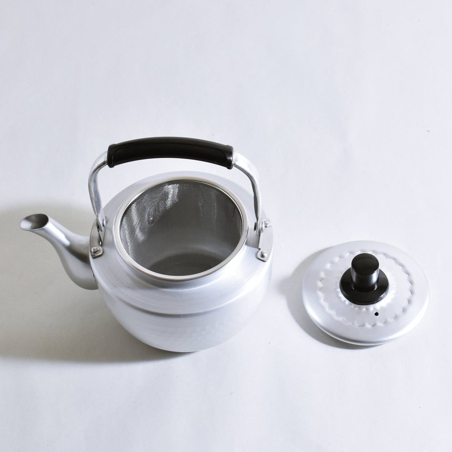 Hammered teapot No. 10