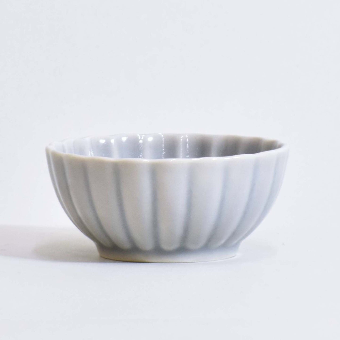 Color Chrysanthemum Shaped Small Plate