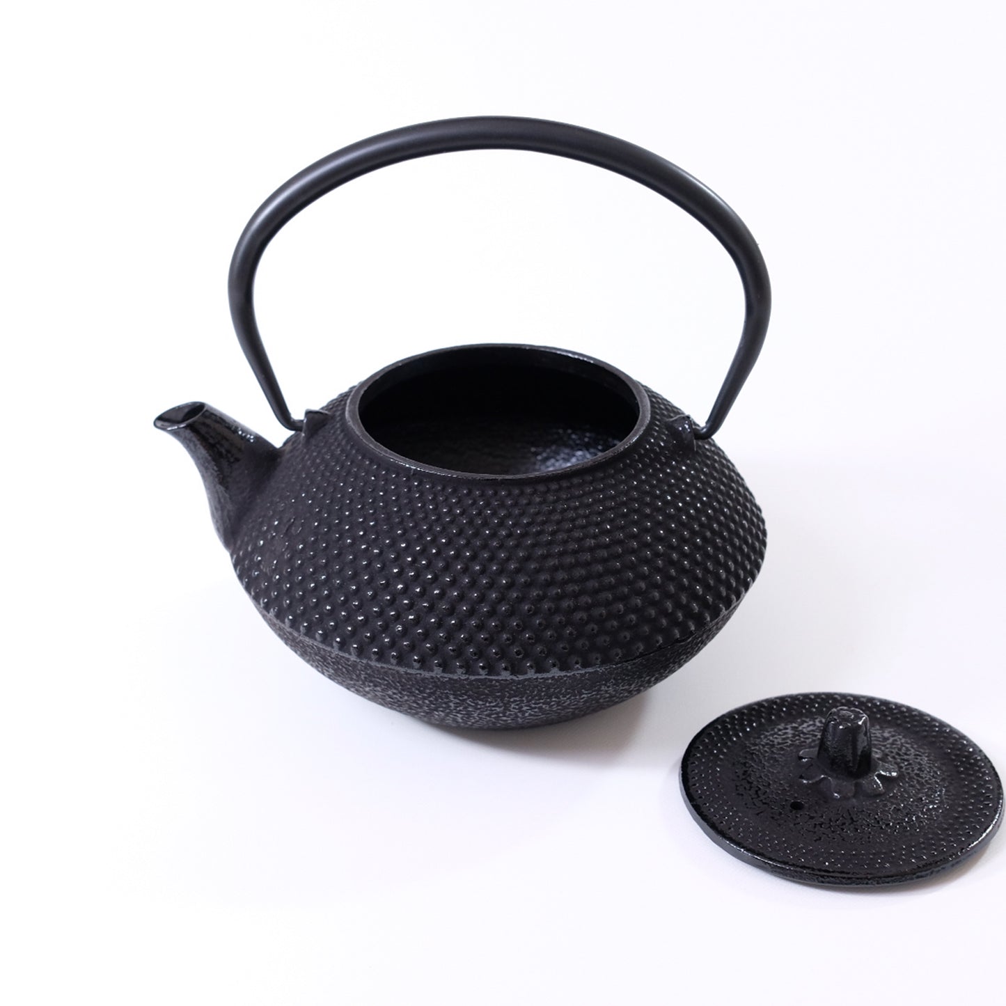 Iron kettle Maru Arale 0.8L Black
