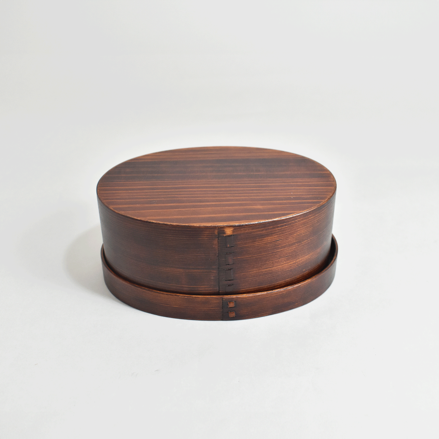 Cedar oval one-tier lunch box with lacquer