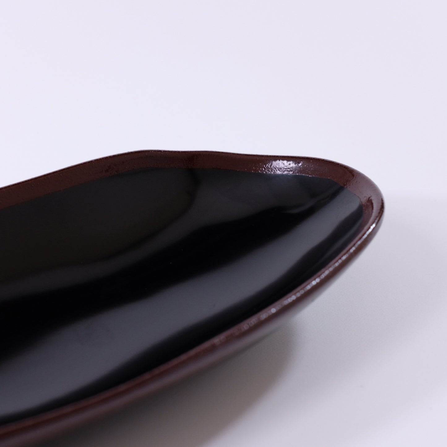 Hospitality Serving Dish, Rusty Edge, Black