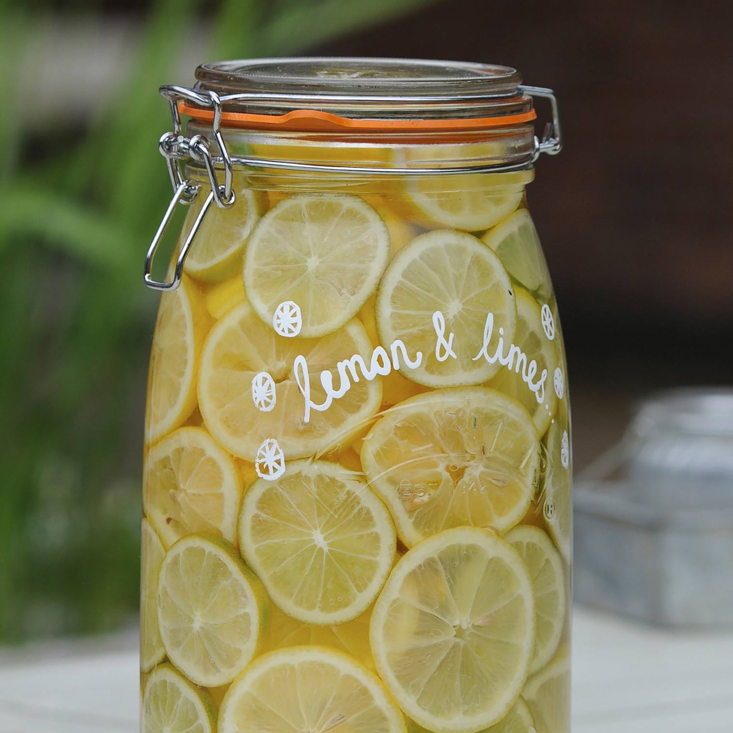 ROUND CLIP TOP JAR 3L