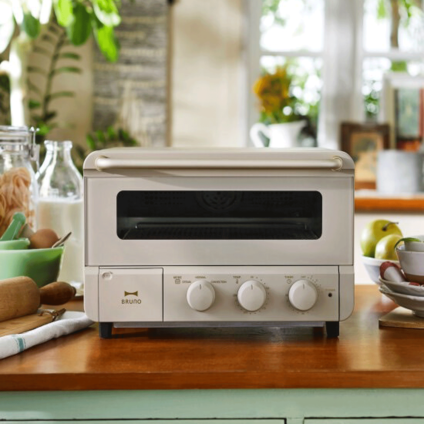 BRUNO Steam & Bake Toaster