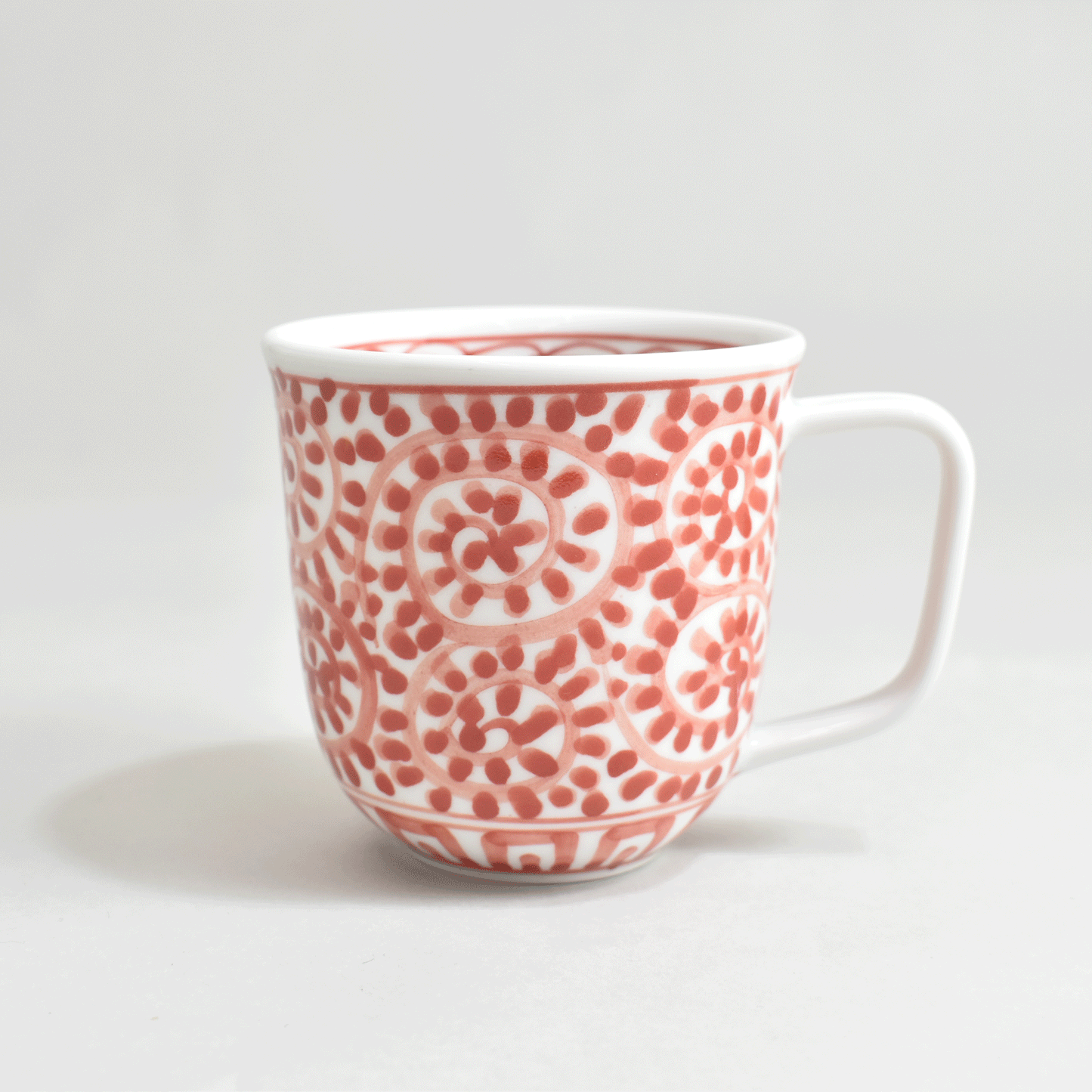 Kotobuki Karakusa lightweight mug