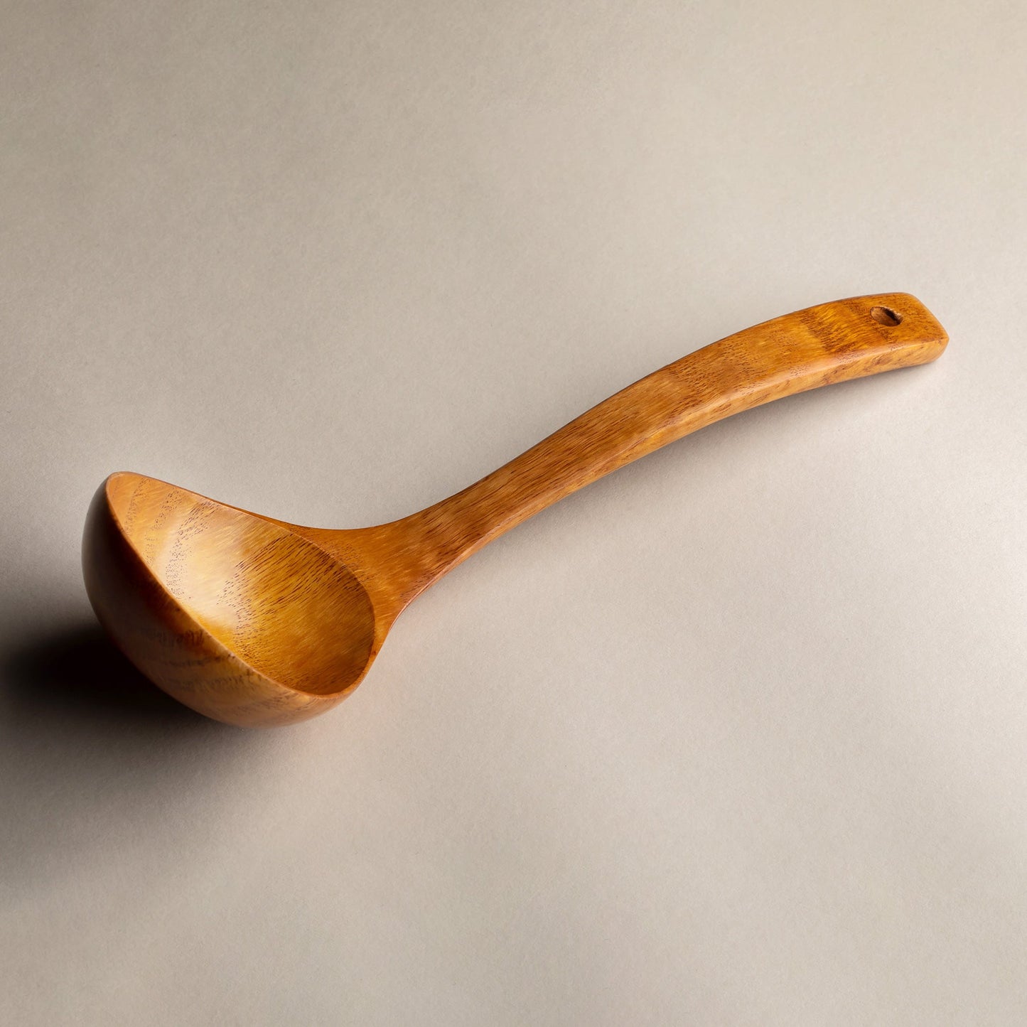Large wooden ladle, 28cm
