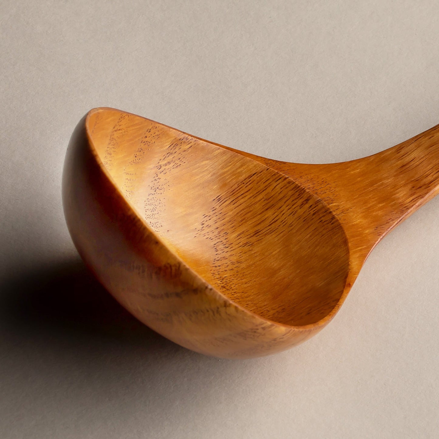 Large wooden ladle, 28cm