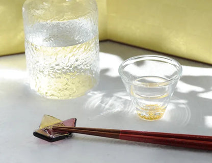 ゆらり 金の盃