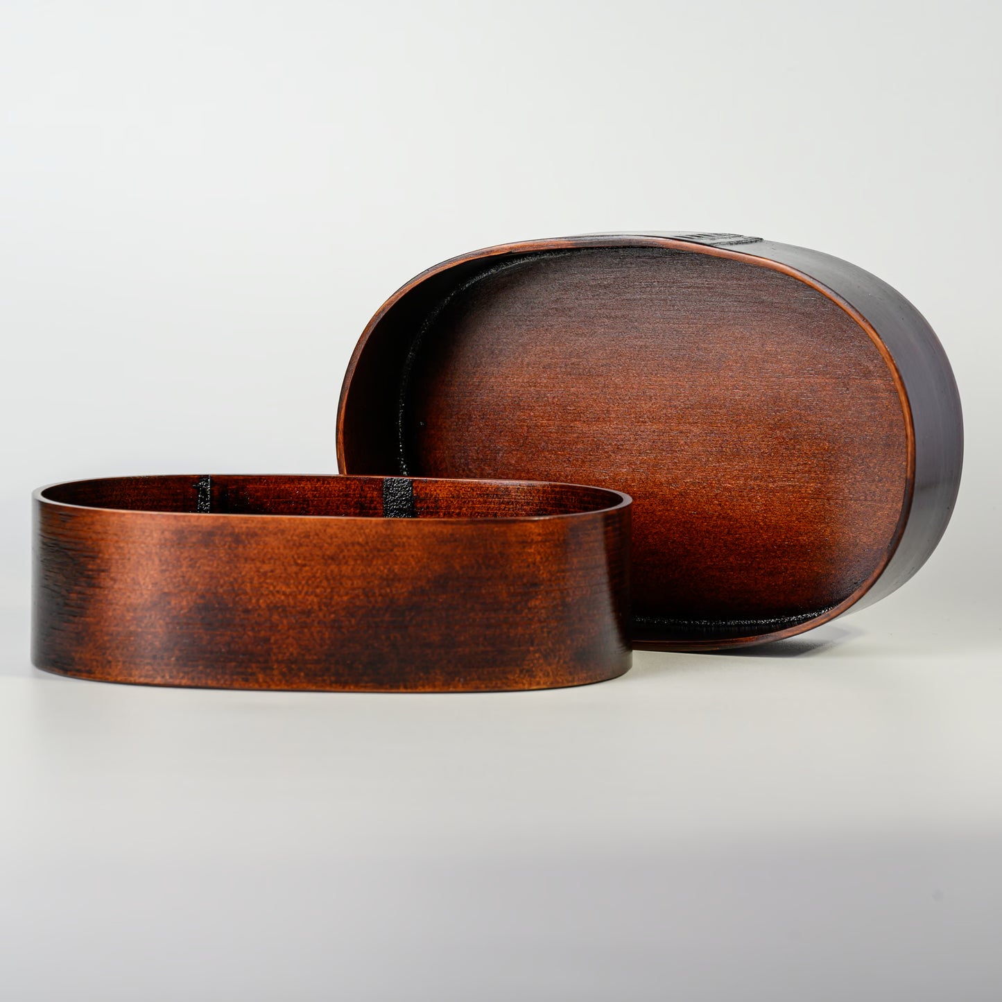 Kiso Hinoki bentō bento box with matching bento boxes, lacquer finish