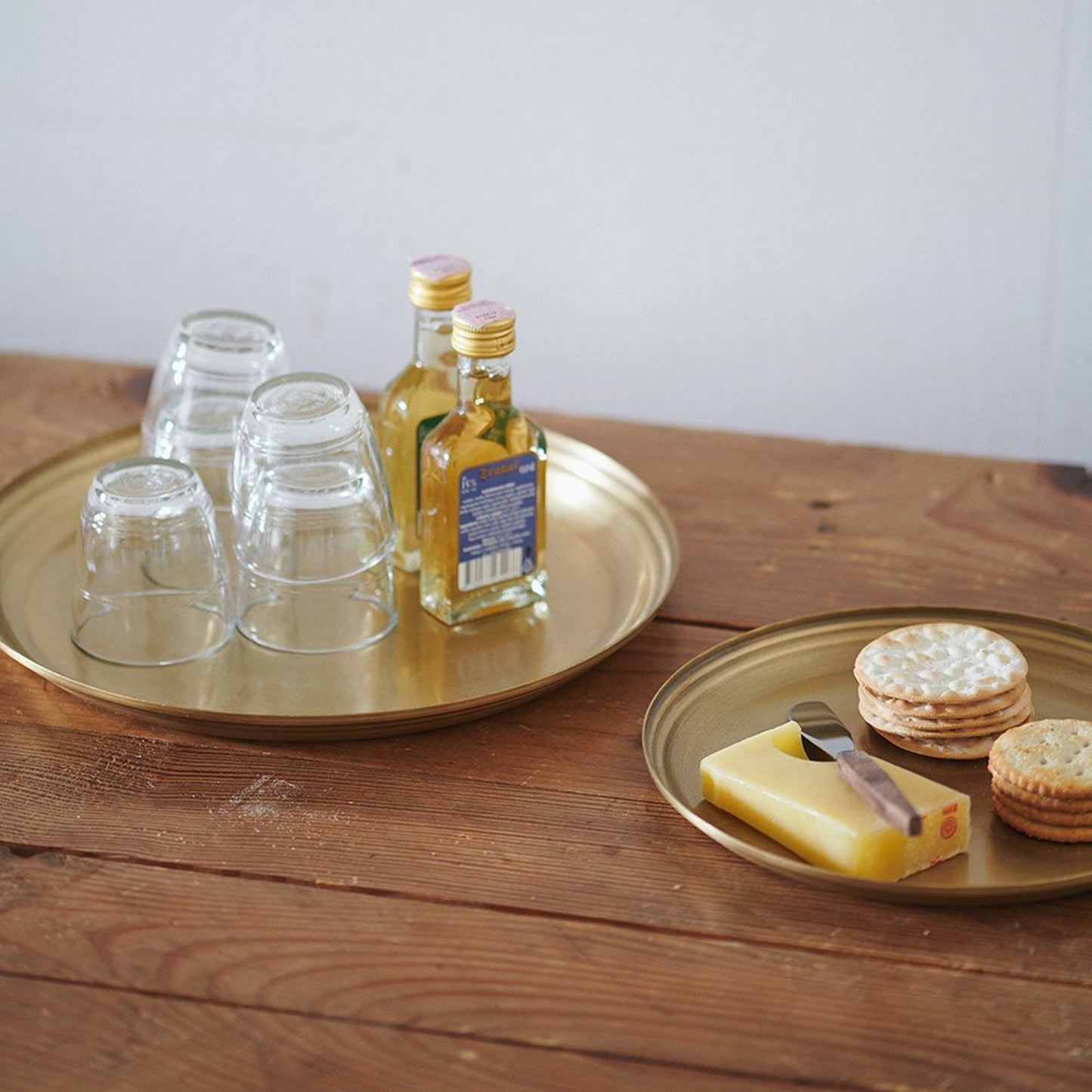 BRASS SERVING TRAY M