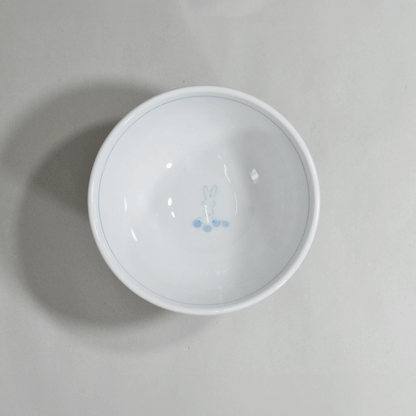 Three-color Tokusa Rabbit Lightweight Rice Bowl