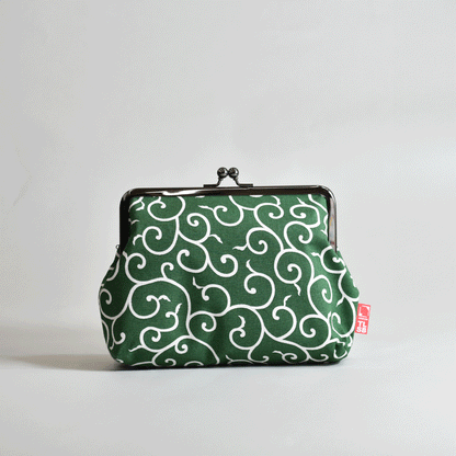 6-inch clasp purse