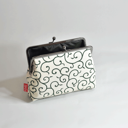 6-inch clasp purse