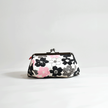 4-inch clasp cosmetic pouch
