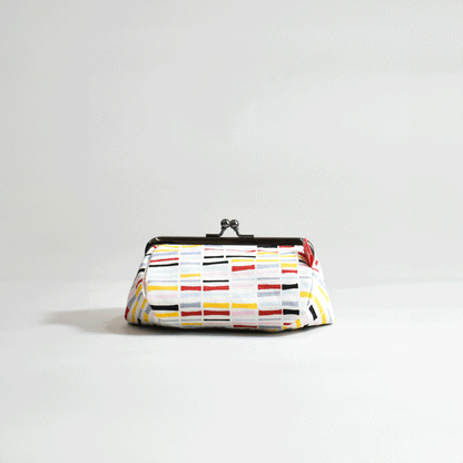 4-inch clasp cosmetic pouch