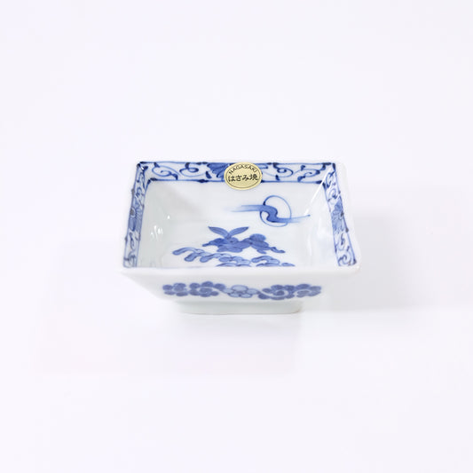 変型角皿小 青海波月兎