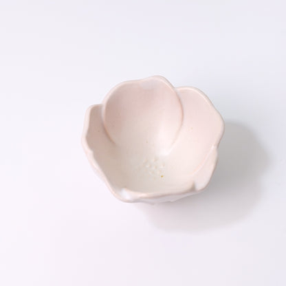 Camellia 2.5 inch small serving bowl