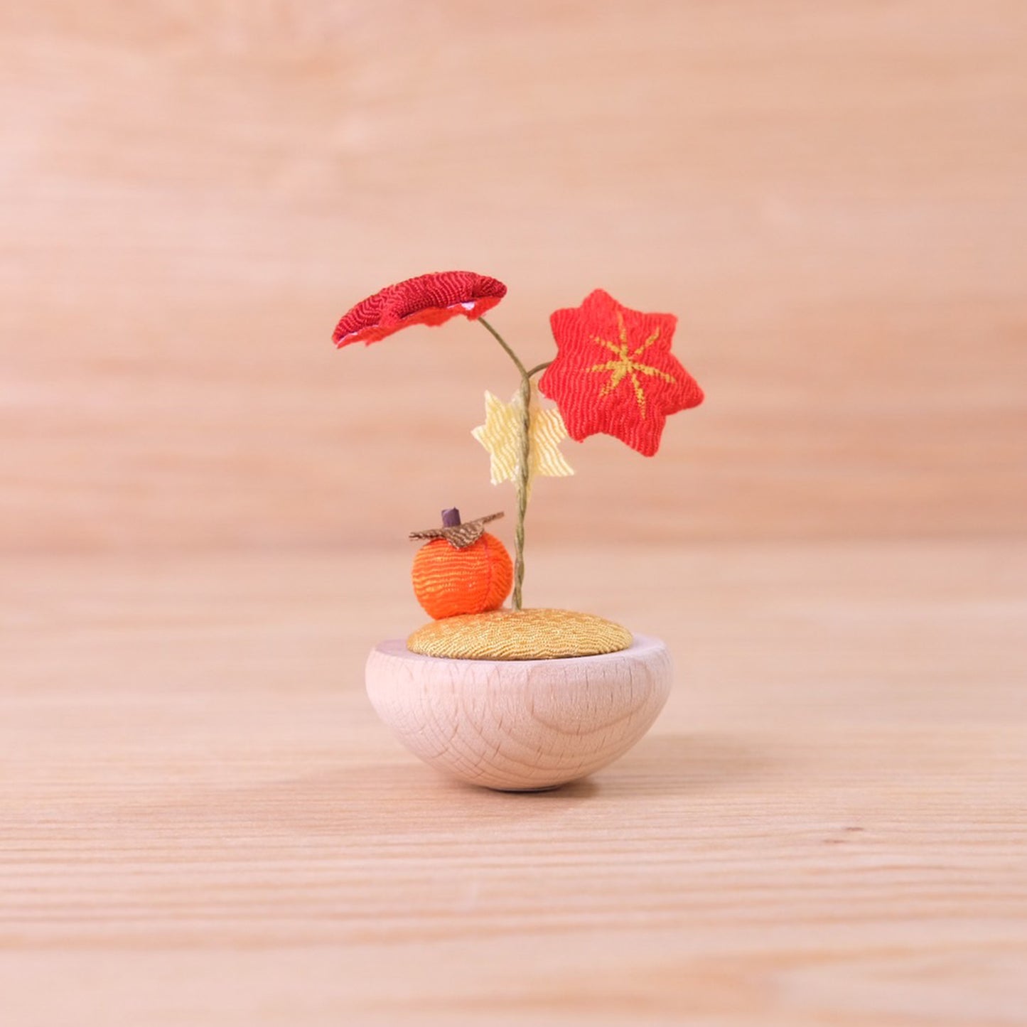 ゆらゆら紅葉 秋の実り 柿