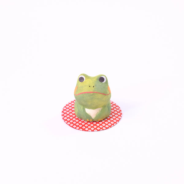 おすわりカエル 緑